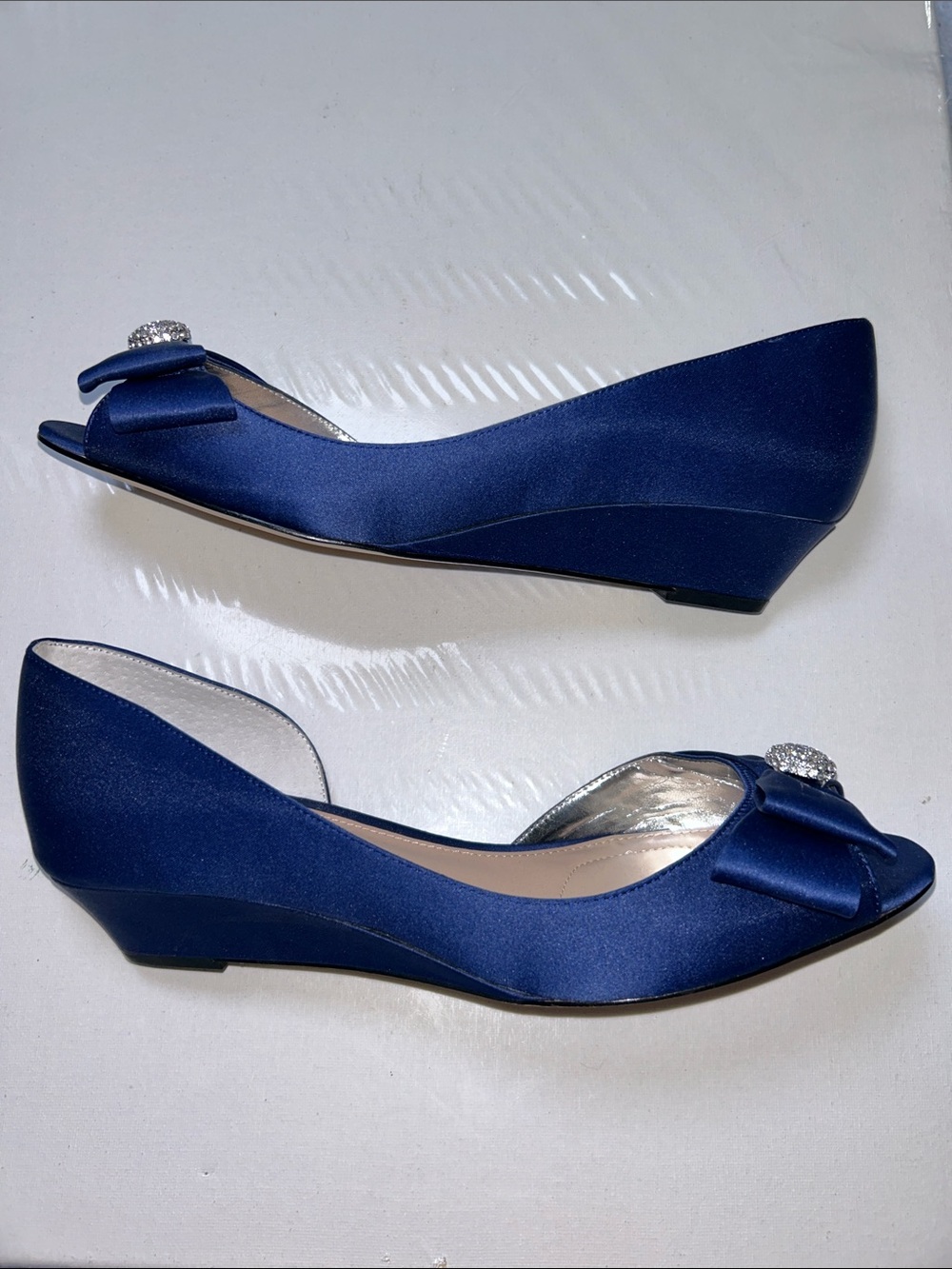NWOB Nina Contesa D’Orsay Navy Blue Satin Peep Toe Flats w/ Bow & Rhinestone 10W - Picture 8 of 9